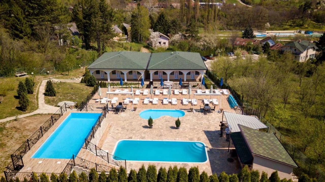 Suncani Breg Apartments Vrdnik Exteriér fotografie
