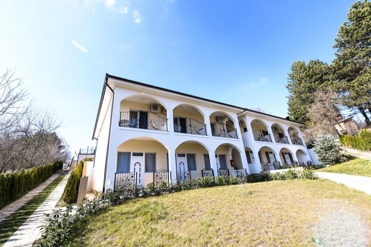 Suncani Breg Apartments Vrdnik Exteriér fotografie