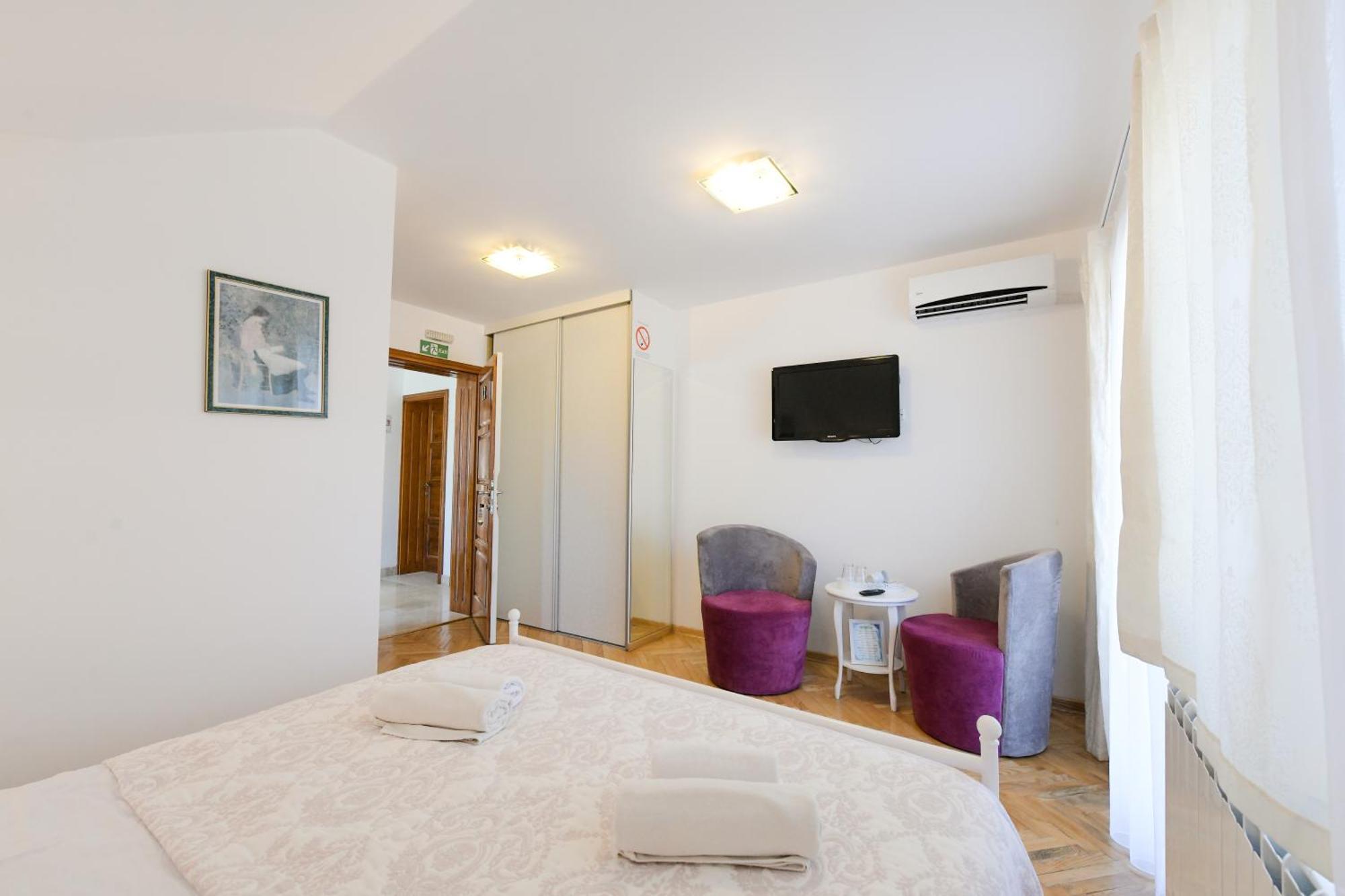 Suncani Breg Apartments Vrdnik Pokoj fotografie