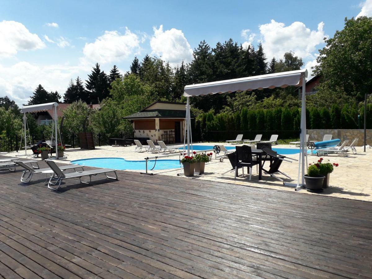 Suncani Breg Apartments Vrdnik Exteriér fotografie